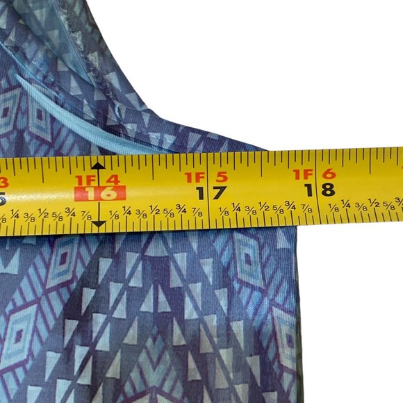 NWT Women's World Unity Light Blue & Green Tank Top - Picture 9 of 13